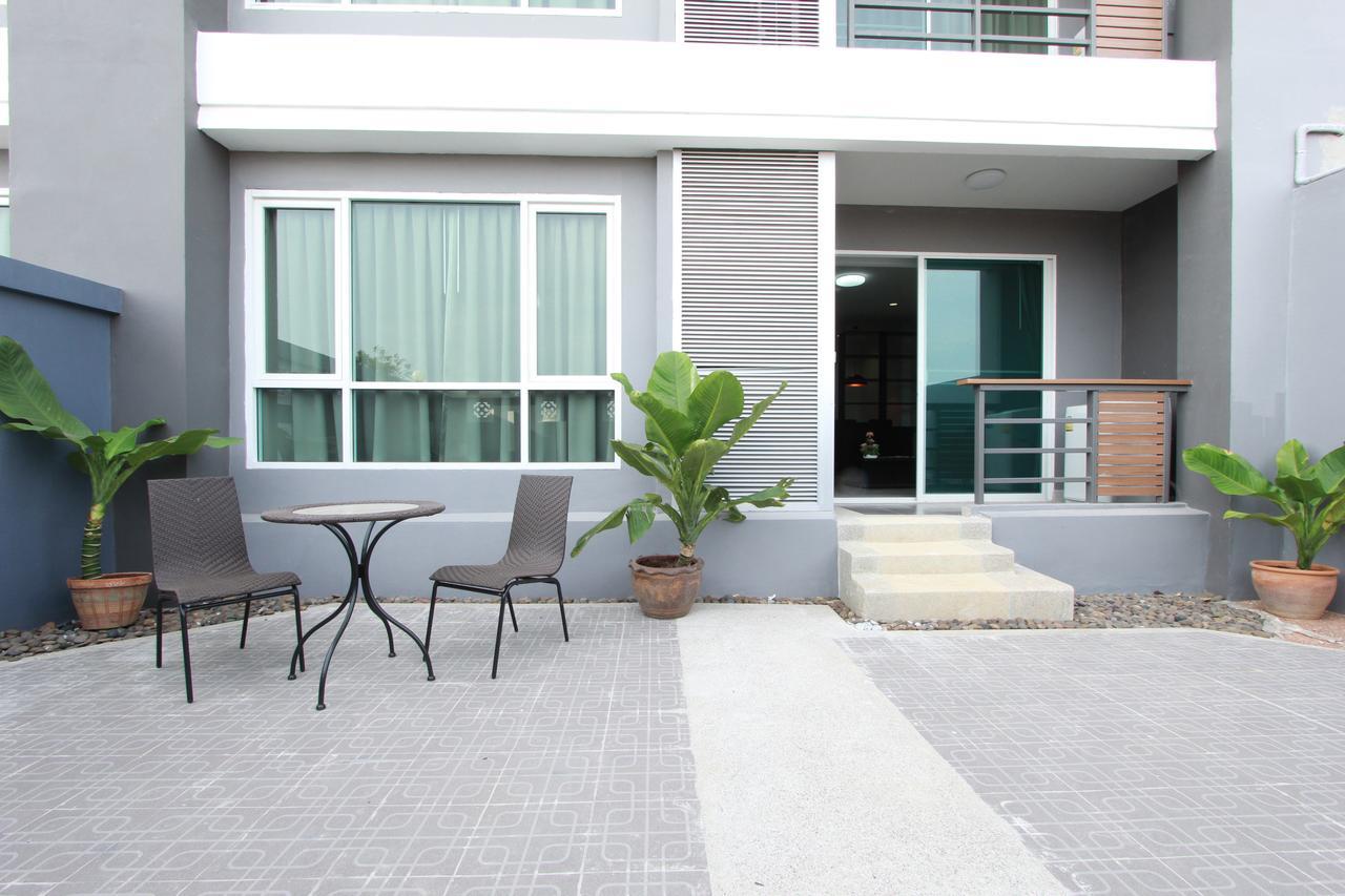 The Park 304 Executive Serviced Apartment Si Maha Phot Eksteriør bilde
