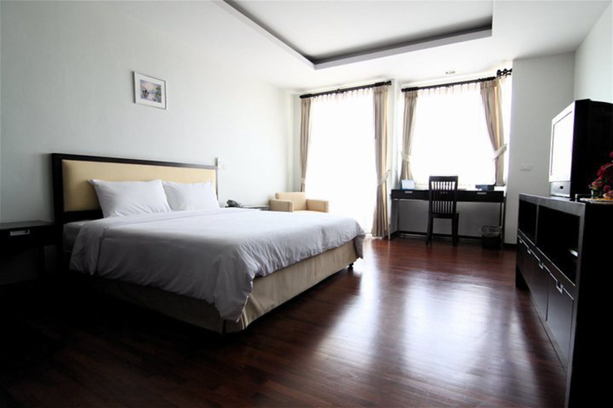 The Park 304 Executive Serviced Apartment Si Maha Phot Eksteriør bilde